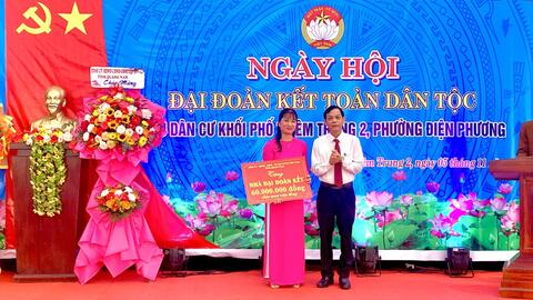 Khối phố Triêm Trung 2, phường Điện Phương tổ chức điểm Ngày hội Đại đoàn kết toàn dân tộc 2023